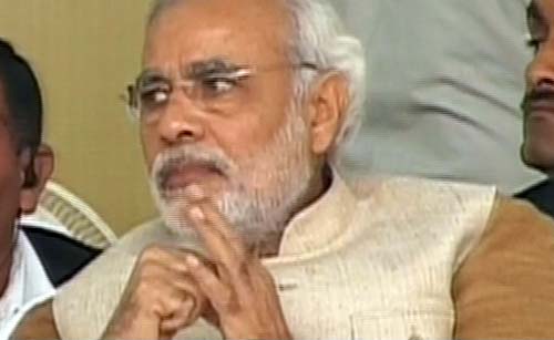 गोधरा में एक दिन के उपवास पर बैठे मोदी | वीडियो