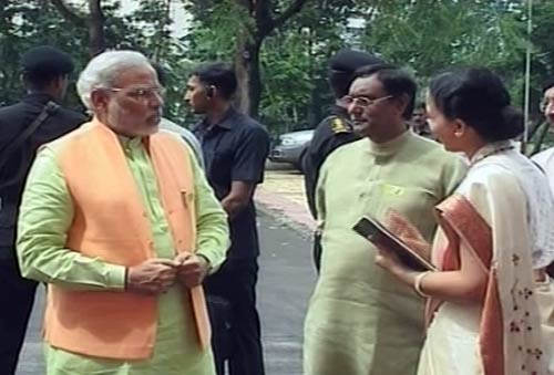 09 जनवरी 2012: तस्‍वीरों में देखें दिनभर की बड़ी खबरें | पढ़ें