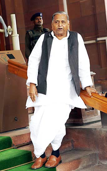 18 जनवरी 2012: तस्‍वीरों में देखें दिनभर की बड़ी खबरें | पढ़ें