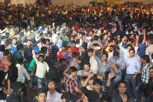 देखें किन हसीनाओं ने लगाए नए साल पर ठुमके | स्टाइलिश हसीनाएं