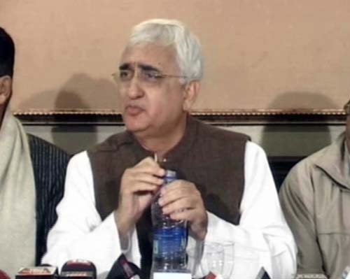 11 जनवरी 2012: तस्‍वीरों में देखें दिनभर की बड़ी खबरें | पढ़ें