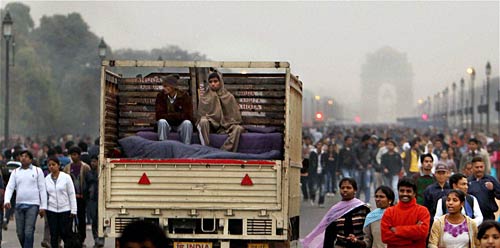 1 जनवरी 2012: तस्‍वीरों में देखें दिनभर की बड़ी खबरें | पढ़ें