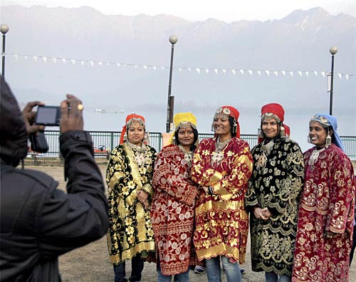 1 जनवरी 2012: तस्‍वीरों में देखें दिनभर की बड़ी खबरें | पढ़ें