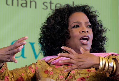 'टॉक शो क्वीन' ओपरा विनफ्रे की दिलकश अदाएं... । सेक्‍सी शख्सियत