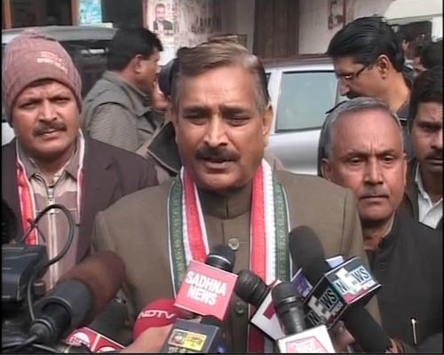 4 जनवरी 2012: तस्‍वीरों में देखें दिनभर की बड़ी खबरें | पढ़ें