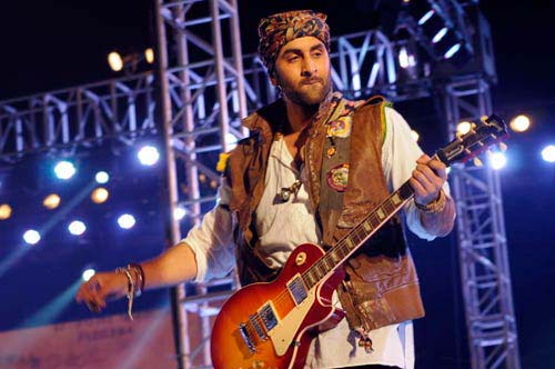 13 जनवरी 2012: तस्‍वीरों में देखें दिनभर की बड़ी खबरें | पढ़ें