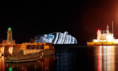 तस्‍वीरों में देखें कैसे डूबा जहाज | वीडियो: कैसे डूबे 3000 करोड़