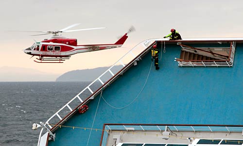 तस्‍वीरों में देखें कैसे डूबा जहाज | वीडियो: कैसे डूबे 3000 करोड़