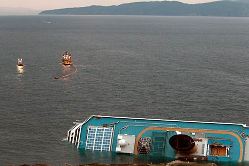 तस्‍वीरों में देखें कैसे डूबा जहाज | वीडियो: कैसे डूबे 3000 करोड़