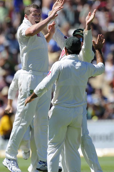 कोहली की शतकीय पारी, मजबूत स्थिति में ऑस्ट्रेलिया