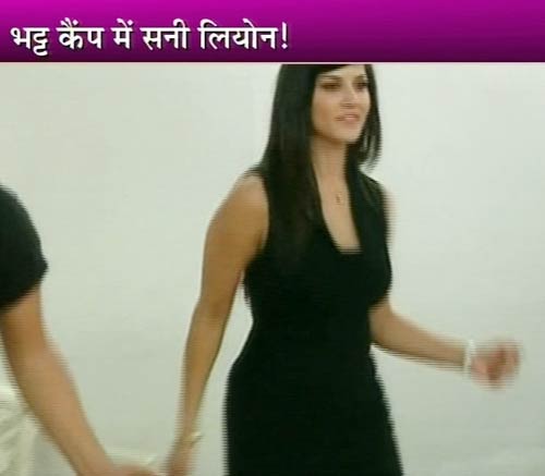 05 जनवरी 2011: देखें टॉप बॉलीवुड न्यूज | हॉट सनी लियोन