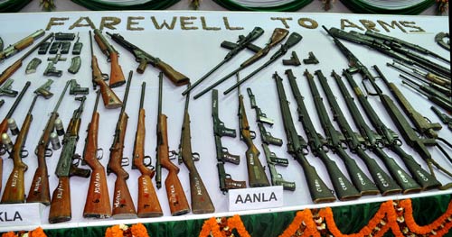 पूर्वोत्तर में 1855 उग्रवादियों का आत्‍मसमर्पण