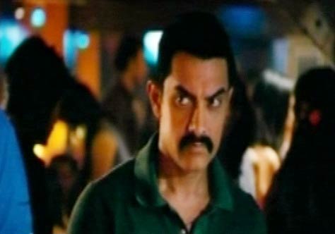 आमिर की फिल्म 'तलाश' का फर्स्ट लुक | 'साहस व खूबसूरती का मेल'