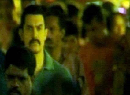 आमिर की फिल्म 'तलाश' का फर्स्ट लुक | 'साहस व खूबसूरती का मेल'