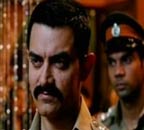 आमिर की फिल्म 'तलाश' का फर्स्ट लुक | 'साहस व खूबसूरती का मेल'