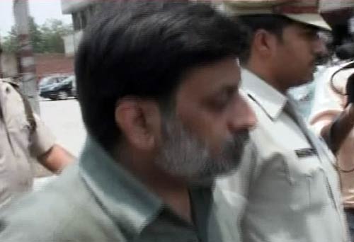 09 जनवरी 2012: तस्‍वीरों में देखें दिनभर की बड़ी खबरें | पढ़ें