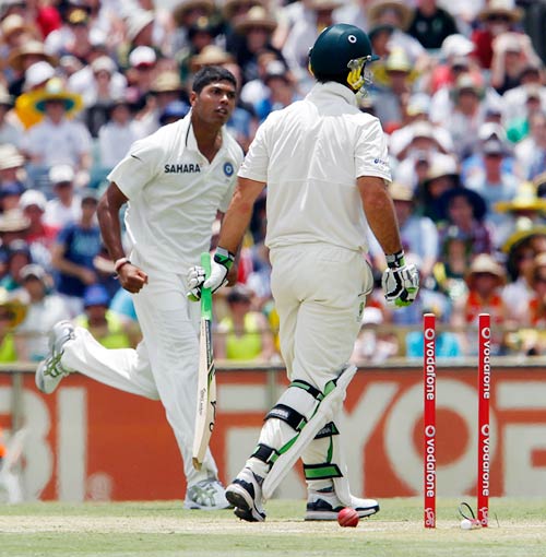 टीम इंडिया का पर्थ में भी हुआ अनर्थ