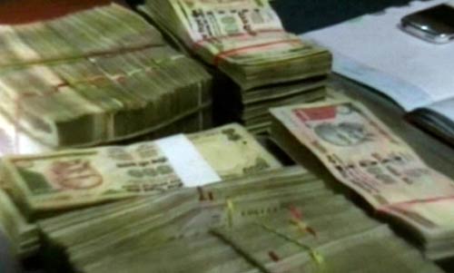 09 जनवरी 2012: तस्‍वीरों में देखें दिनभर की बड़ी खबरें | पढ़ें