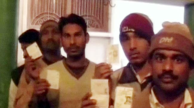 तस्‍वीरों में यूपी के चुनावी घमासान का दूसरा दौर...