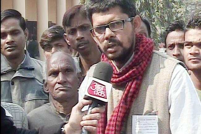 तस्‍वीरों में यूपी के चुनावी घमासान का दूसरा दौर...