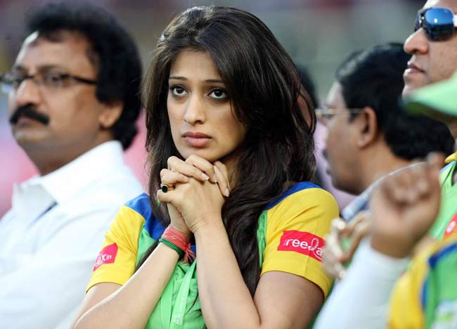 सेलिब्रेटी क्रिकेट लीग में सितारे | सबसे अमीर मॉडल