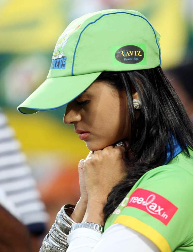 सेलिब्रेटी क्रिकेट लीग में सितारे | सबसे अमीर मॉडल