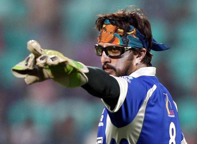 सेलिब्रेटी क्रिकेट लीग में सितारे | सबसे अमीर मॉडल