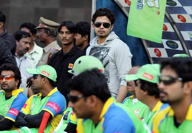 सेलिब्रेटी क्रिकेट लीग में सितारे | सबसे अमीर मॉडल