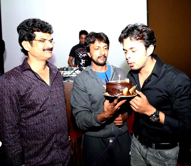 सेलिब्रेटी क्रिकेट लीग में सितारे | सबसे अमीर मॉडल