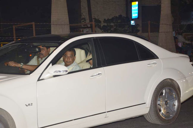 घर लौट आया बॉलीवुड का महानायक | अमिताभ पर विशेष