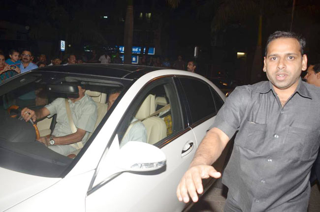 घर लौट आया बॉलीवुड का महानायक | अमिताभ पर विशेष