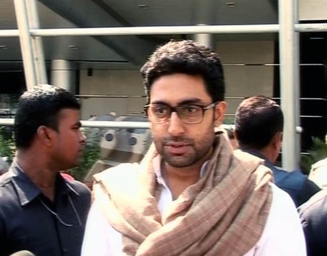 11 फरवरी 2012: तस्‍वीरों में देखें दिनभर की बड़ी खबरें | पढ़ें