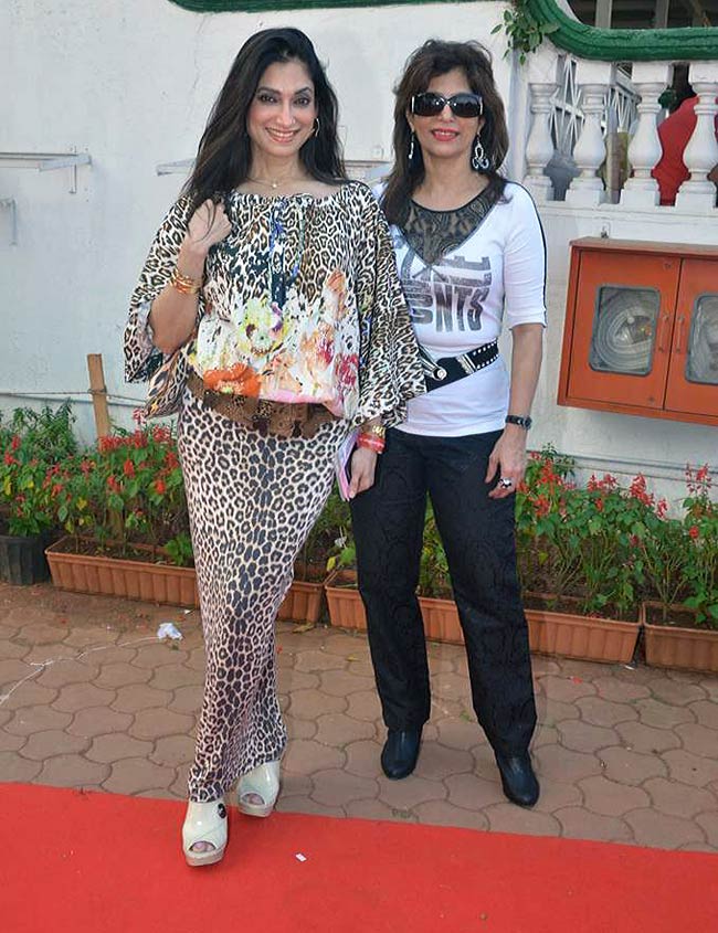 सितारों से गुलजार हुई एजीपी रेस । सितारों की मस्‍ती