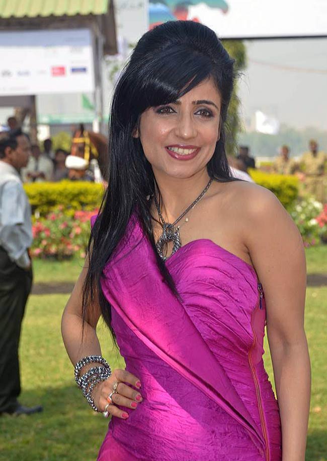 सितारों से गुलजार हुई एजीपी रेस । सितारों की मस्‍ती