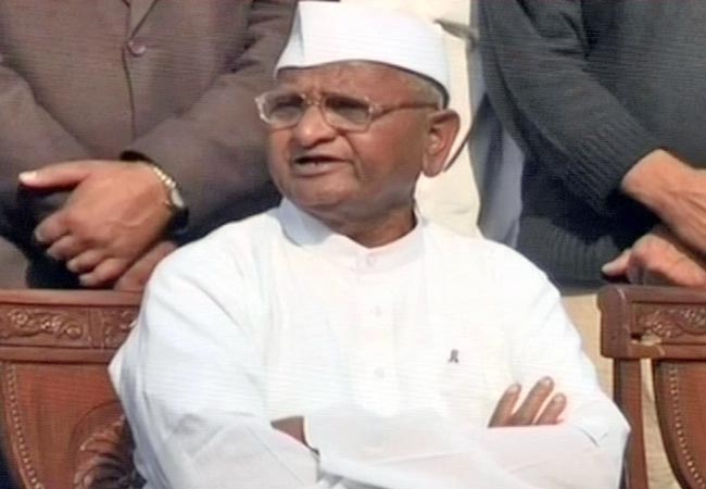 23 फरवरी 2012: तस्‍वीरों में देखें दिनभर की बड़ी खबरें | पढ़ें