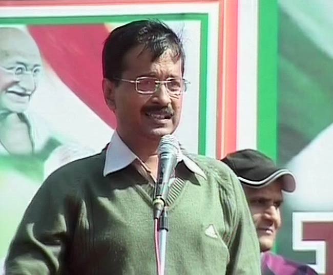 26 फरवरी 2012: तस्‍वीरों में देखें दिनभर की बड़ी खबरें | पढ़ें