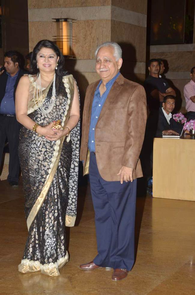 देशमुख परिवार में फिर मचा धमाल | संगीत समारोह की तस्‍वीरें