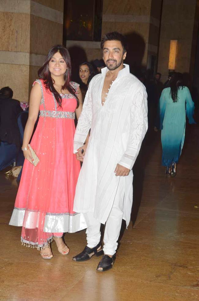 देशमुख परिवार में फिर मचा धमाल | संगीत समारोह की तस्‍वीरें