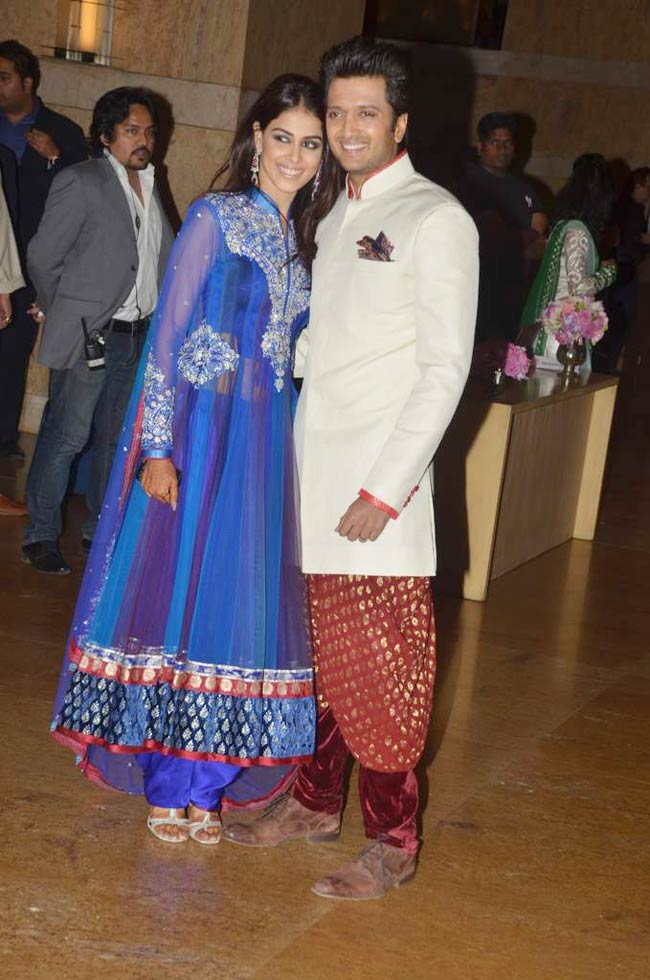 देशमुख परिवार में फिर मचा धमाल | संगीत समारोह की तस्‍वीरें