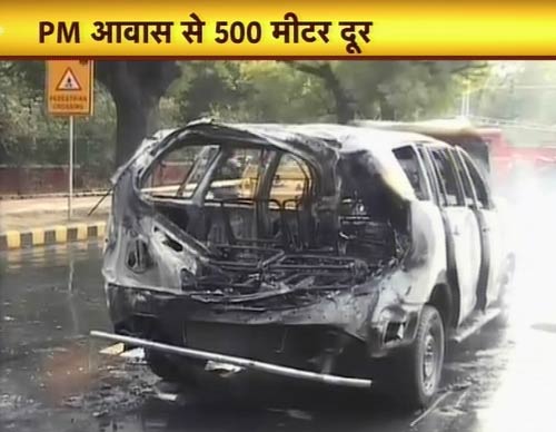 13 फरवरी 2012: तस्‍वीरों में देखें दिनभर की बड़ी खबरें