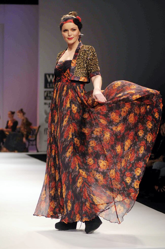 विल्‍स फैशन वीक के चौथे दिन की झलकियां...| फोटो: Day 3