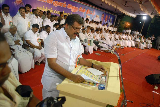 कुडानकुलम परमाणु परियोजना के समर्थन में कांग्रेस की रैली