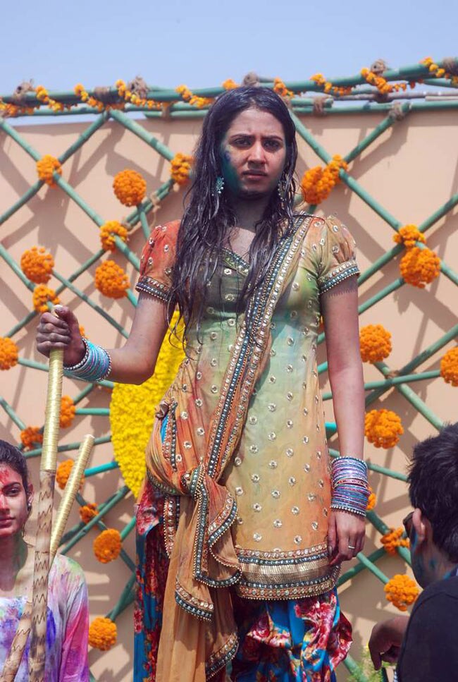 टीवीपुर के सितारों का होली धमाल । सितारों की मस्‍ती