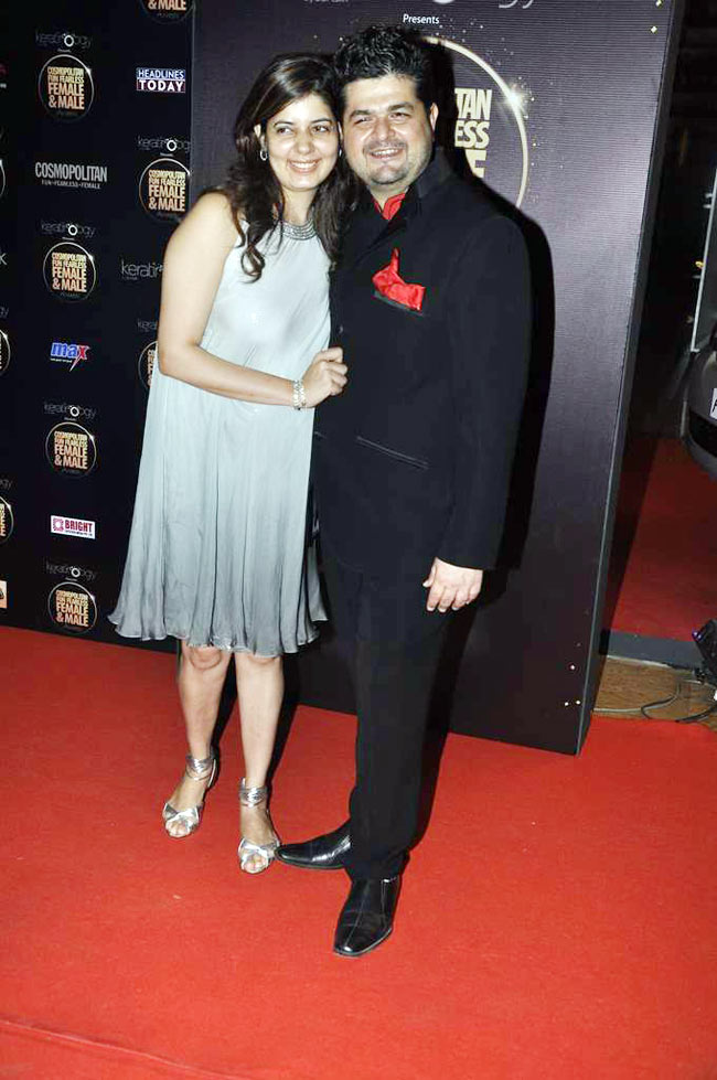 सितारों से सजी कॉस्मोपोलिटन अवॉर्ड्स की शाम | हसीनाएं