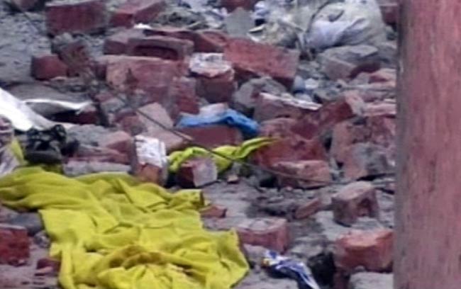 26 फरवरी 2012: तस्‍वीरों में देखें दिनभर की बड़ी खबरें | पढ़ें