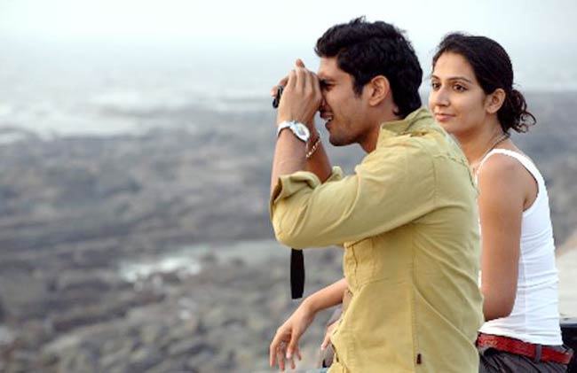 रोमांटिक फिल्में...जो छूती हैं दिल को | 2011 की हिट फिल्‍में