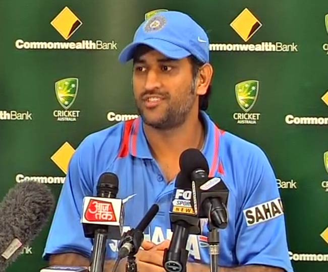 26 फरवरी 2012: तस्‍वीरों में देखें दिनभर की बड़ी खबरें | पढ़ें