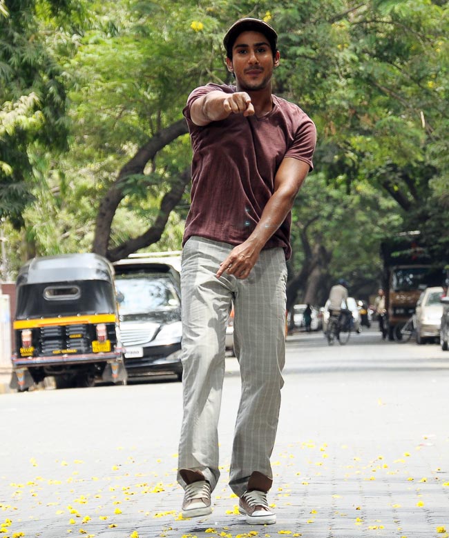 तस्‍वीरों में फिल्‍म 'एक दीवाना था' की पहली झलक