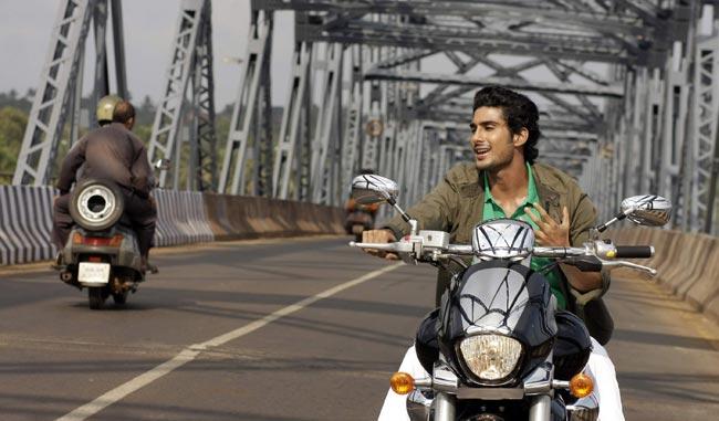 तस्‍वीरों में फिल्‍म 'एक दीवाना था' की पहली झलक