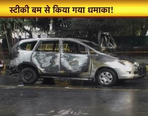 13 फरवरी 2012: तस्‍वीरों में देखें दिनभर की बड़ी खबरें